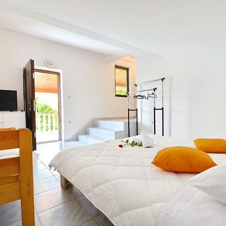 Apartmani Maca Sikovo Экстерьер фото