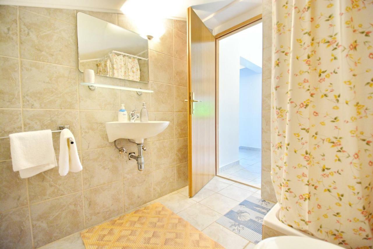 Apartmani Maca Sikovo Экстерьер фото