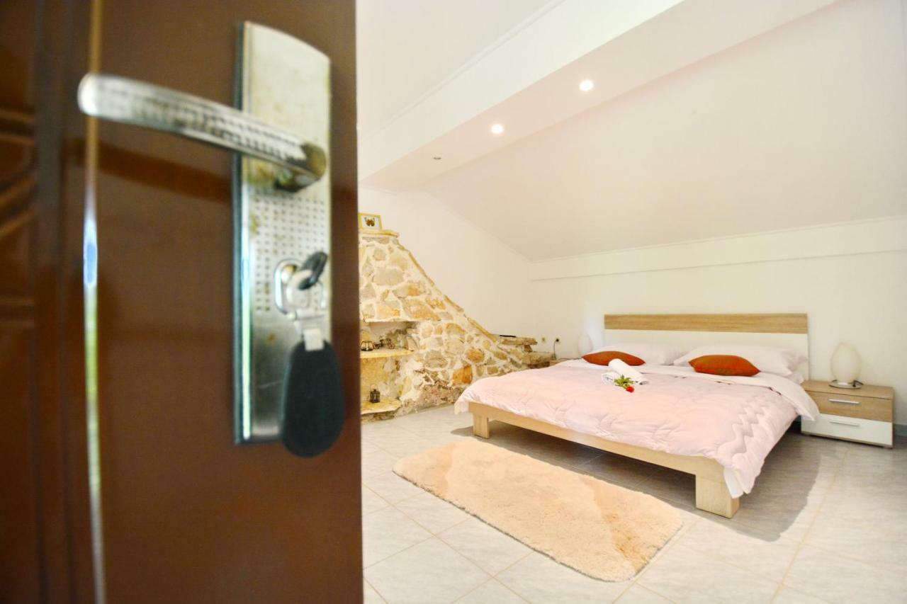 Apartmani Maca Sikovo Экстерьер фото