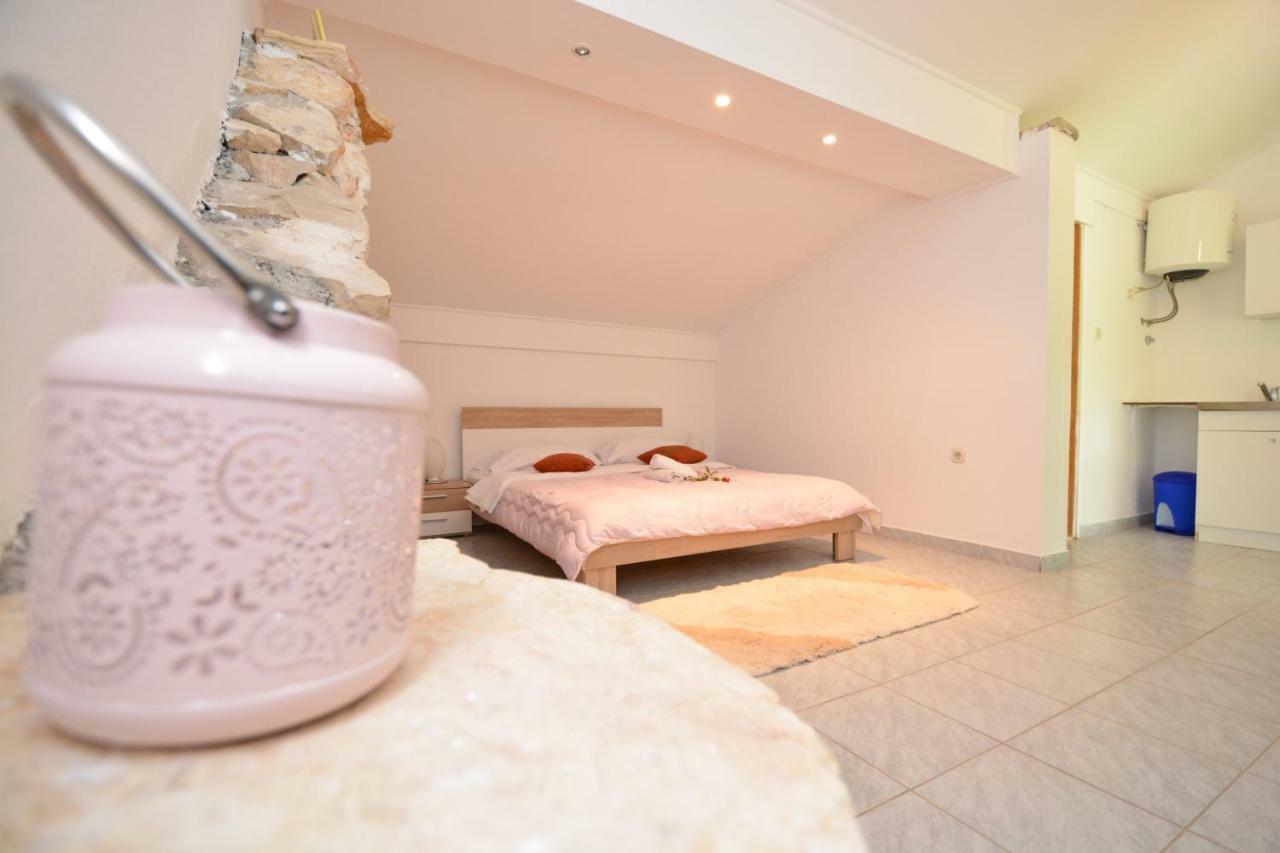 Apartmani Maca Sikovo Экстерьер фото